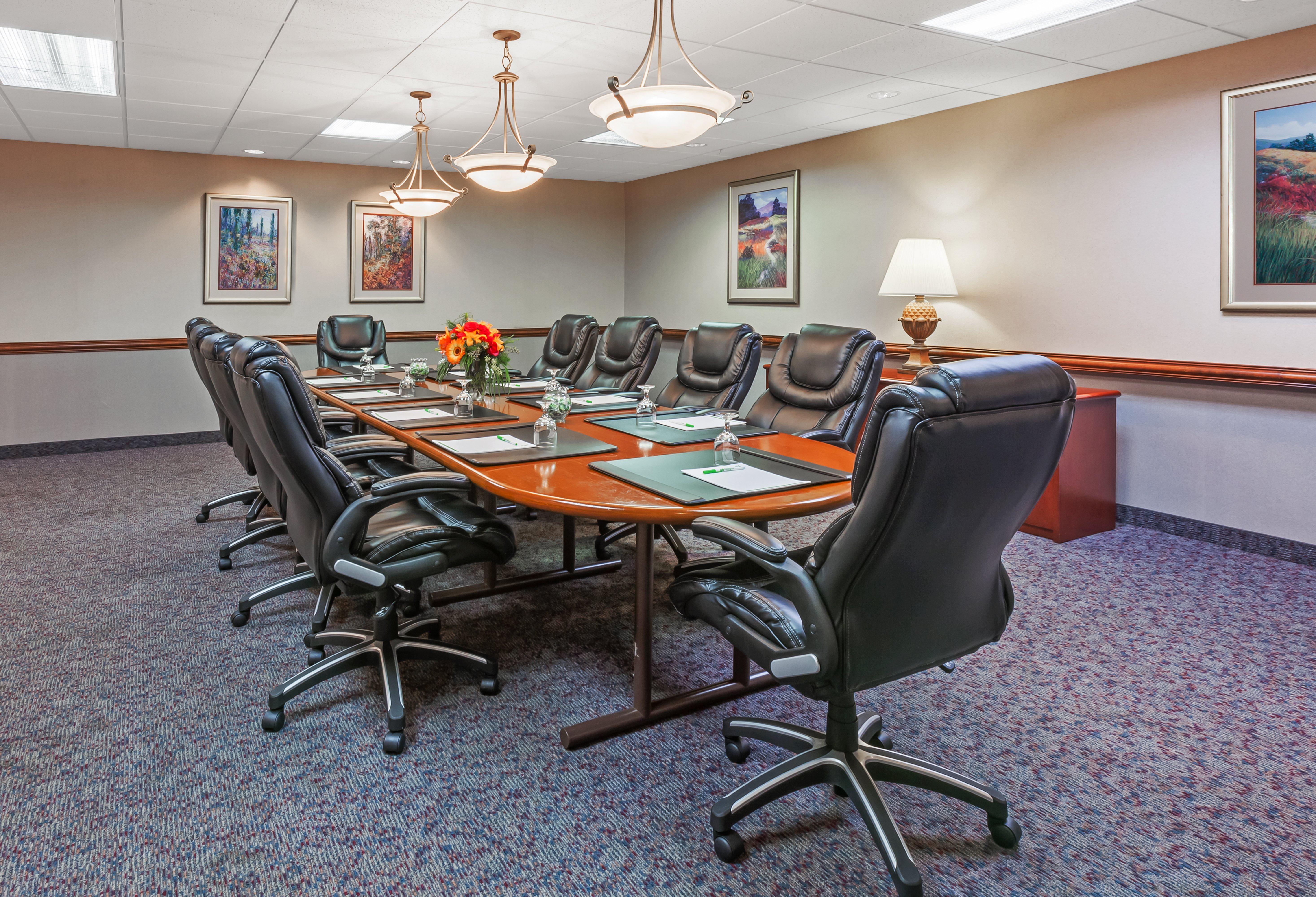 Holiday Inn Springdale-Fayetteville Area By Ihg Exterior photo