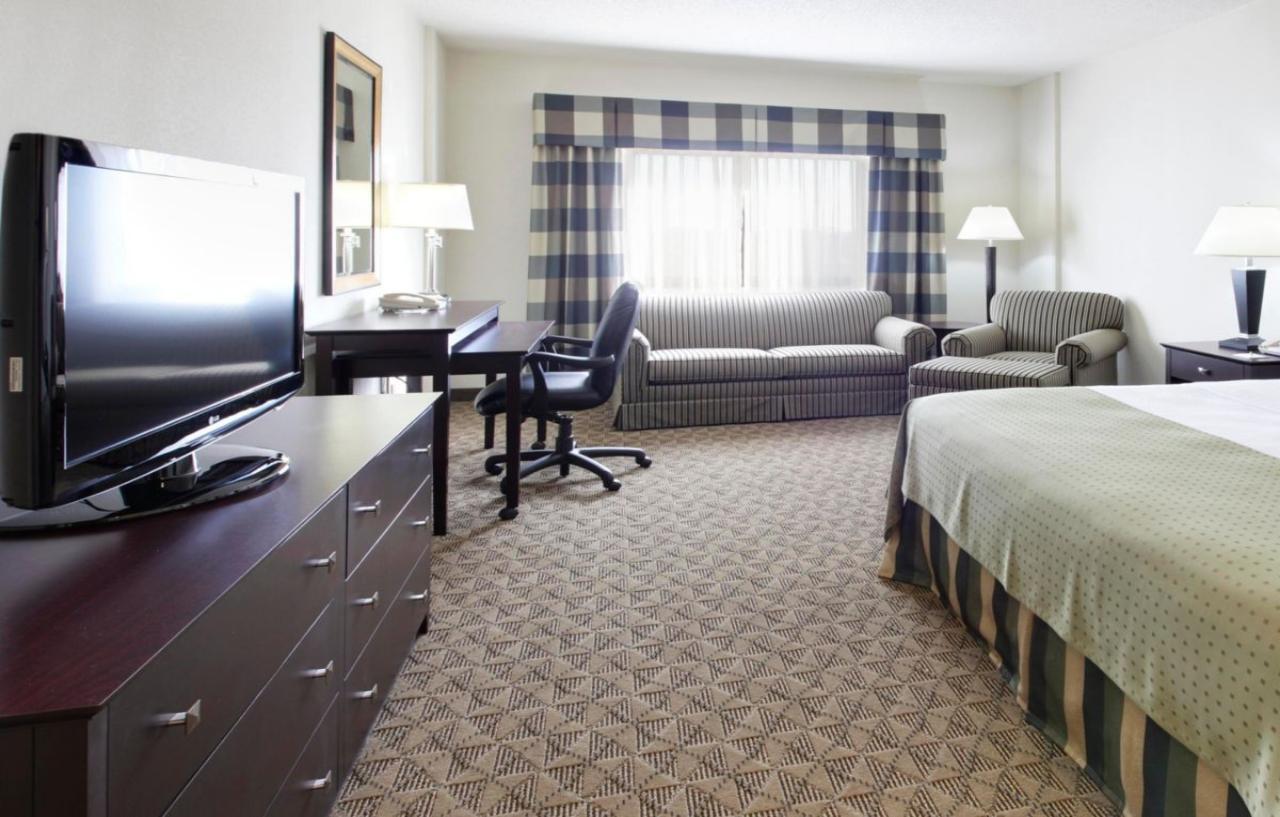 Holiday Inn Springdale-Fayetteville Area By Ihg Exterior photo